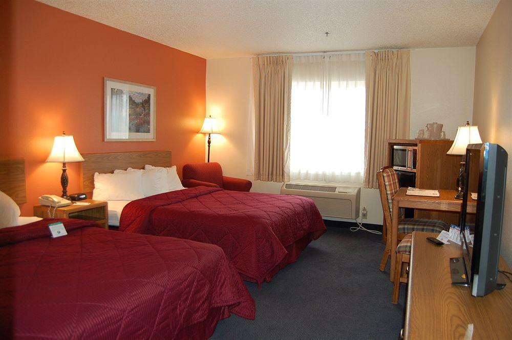 Ramada By Wyndham Coeur D'Alene Hotel Exterior photo