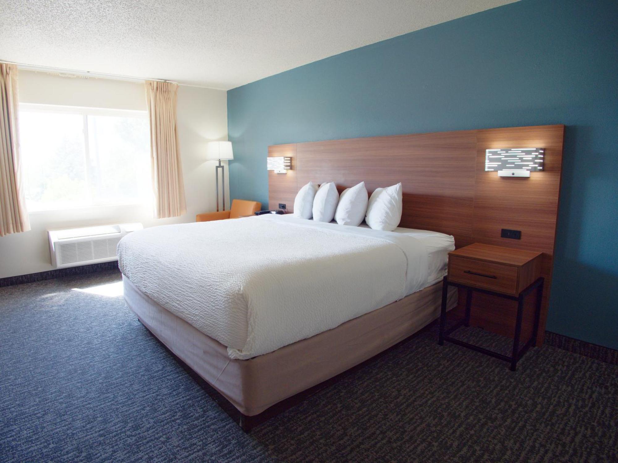 Ramada By Wyndham Coeur D'Alene Hotel Exterior photo