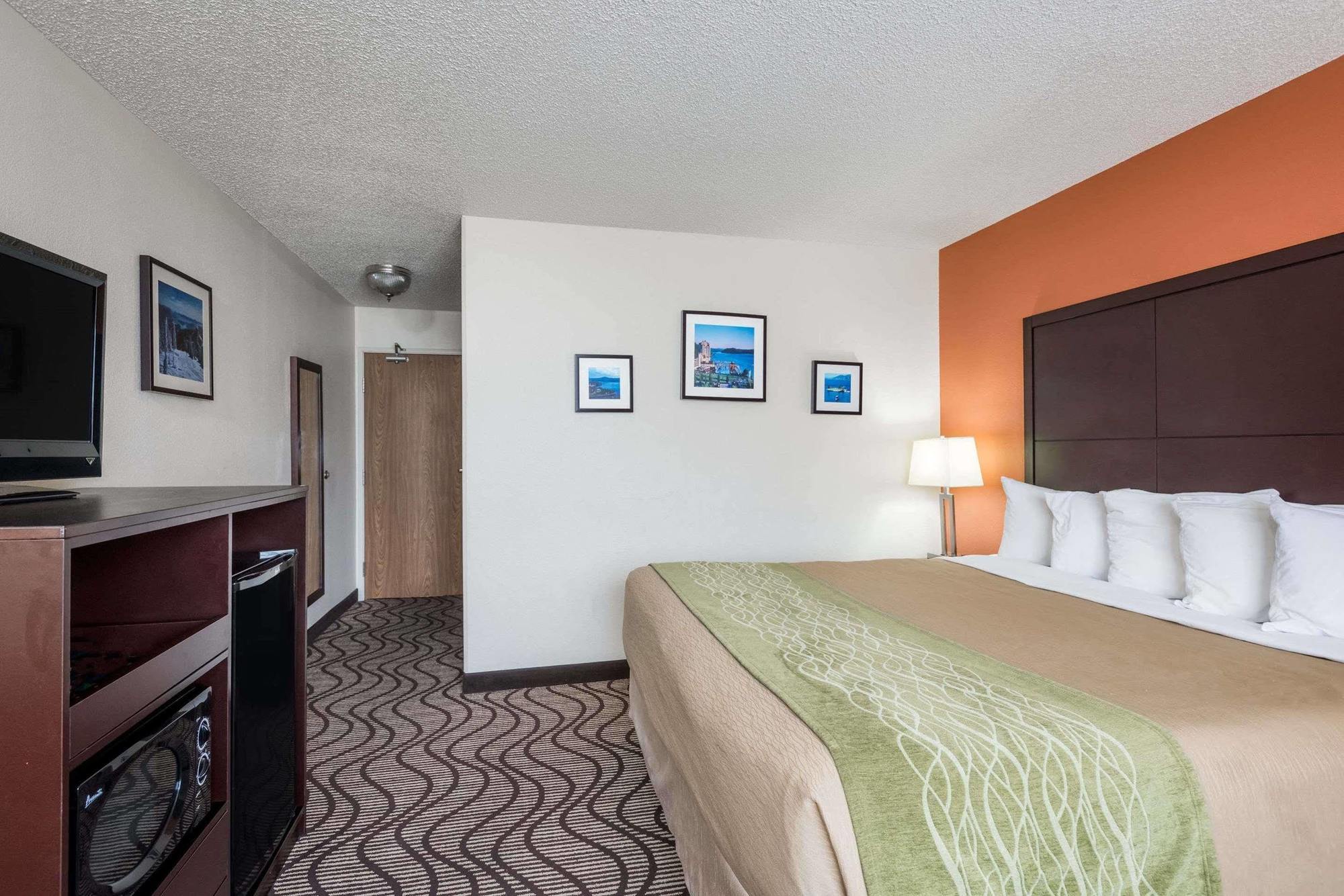 Ramada By Wyndham Coeur D'Alene Hotel Exterior photo